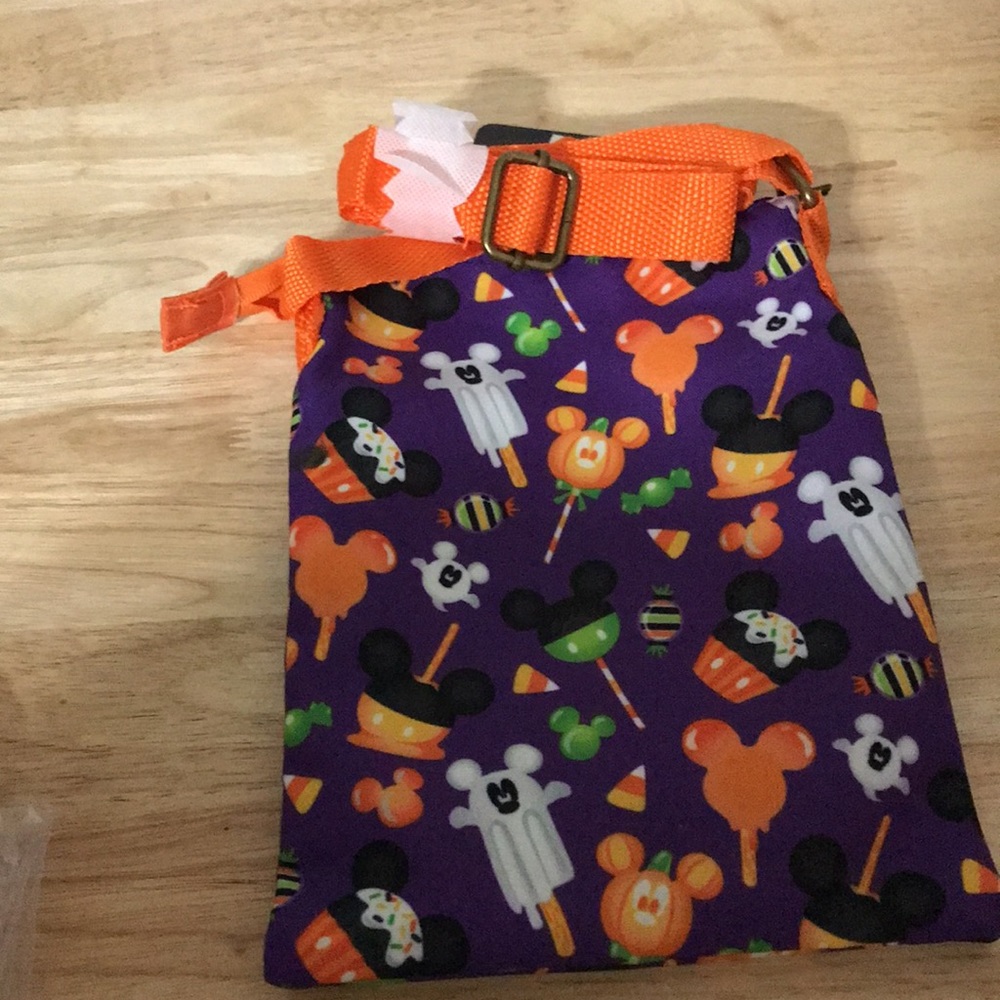 Loungefly Disney Halloween Treats Passport  Bag - Picture 15 of 16